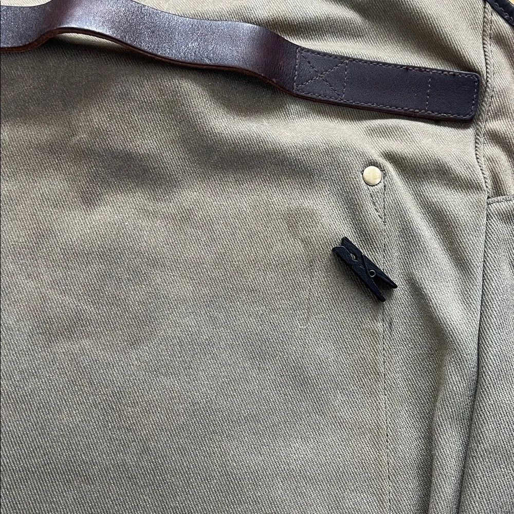💼J.Crew Green Canvas Fabric & Brown Leather Adjustable Strap Messenger Bag